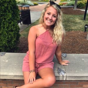 Meet your Posher, Olivia